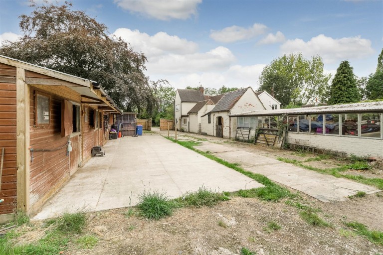 Images for 19 Cottage Lane, Coleshill, B46