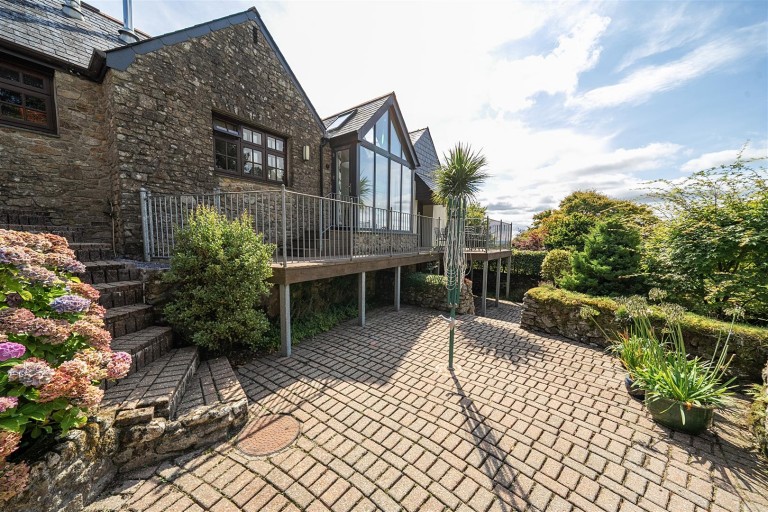 Images for Crow's Nest, Liskeard - 0.77 acres in all