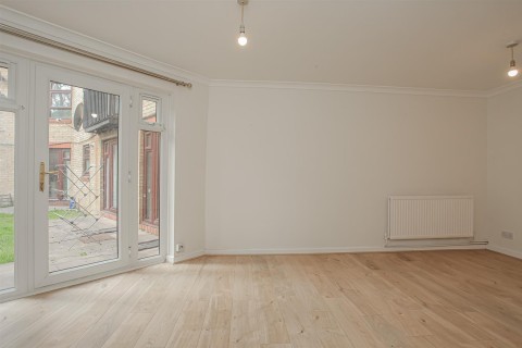 Click the photo for more details of Duke Street, Banbury