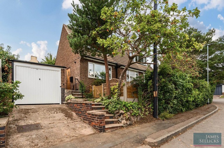 Images for St. Luke's Close, Thurnby, Leicestershire