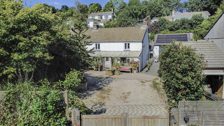 Images for Bathpool, Launceston