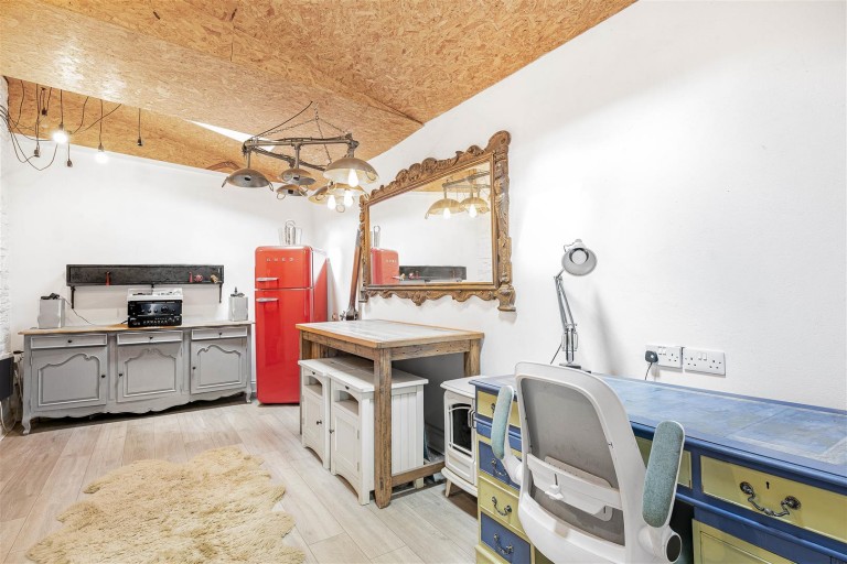 Images for Bathpool, Launceston
