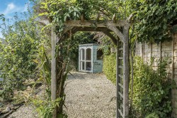 Images for Bathpool, Launceston