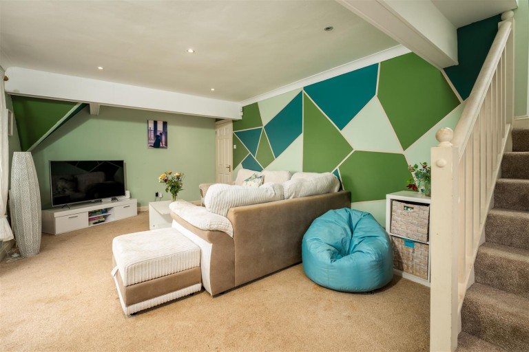 Images for The Moors Drive, Middleton Cheney