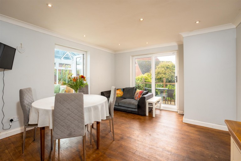 Images for The Moors Drive, Middleton Cheney