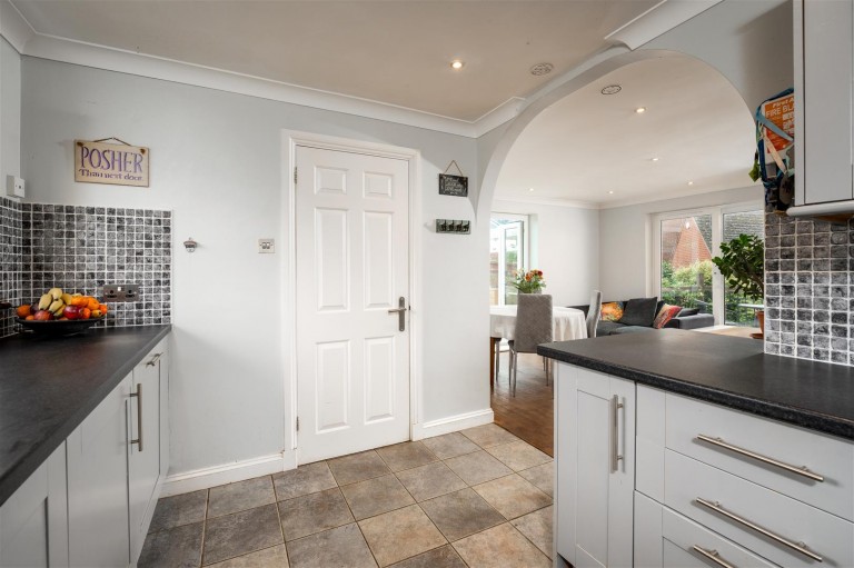 Images for The Moors Drive, Middleton Cheney