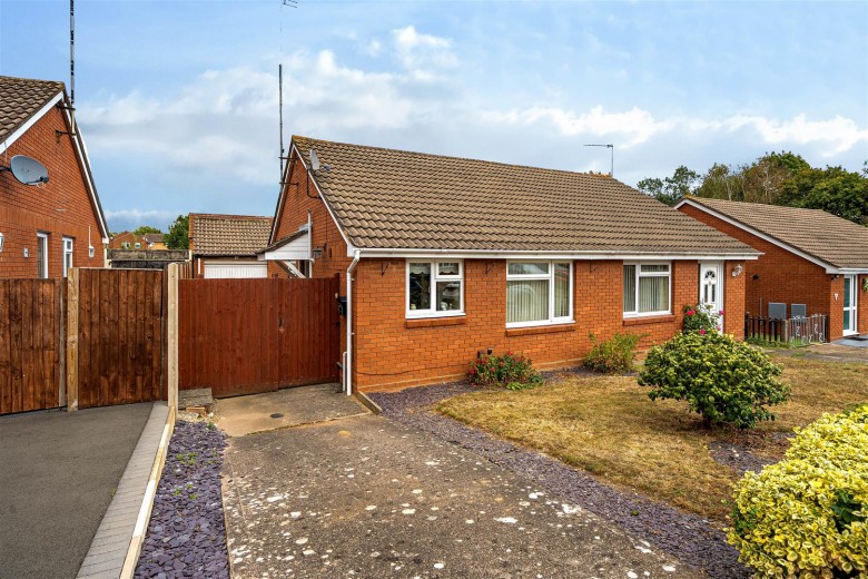 Click the photo for more details of Ravenglass, Brownsover, Rugby, CV21