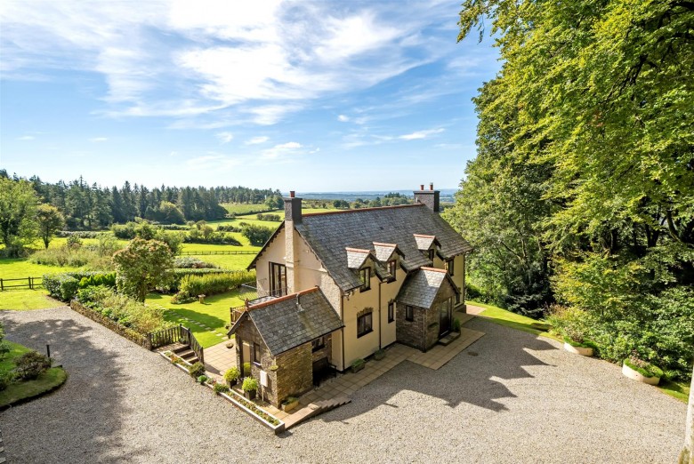 Click the photo for more details of Dousland