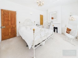 Images for NO CHAIN - Sidney Road, South Knighton, Leicester