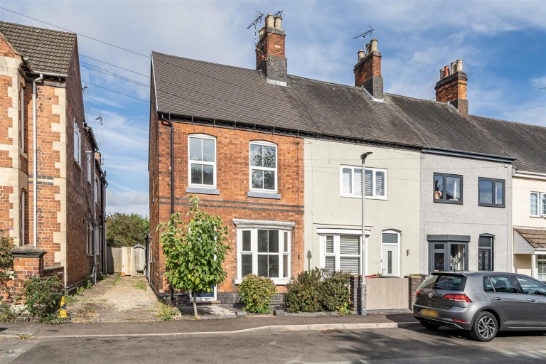 Images for Grove Road, Atherstone, CV9