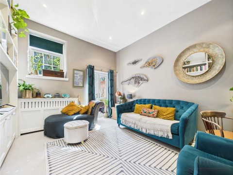 Click the photo for more details of Pear Tree Cottage, Clipston, Market Harborough