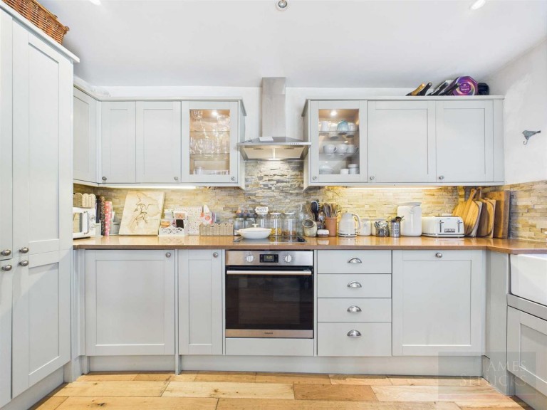 Images for Pear Tree Cottage, Clipston, Market Harborough