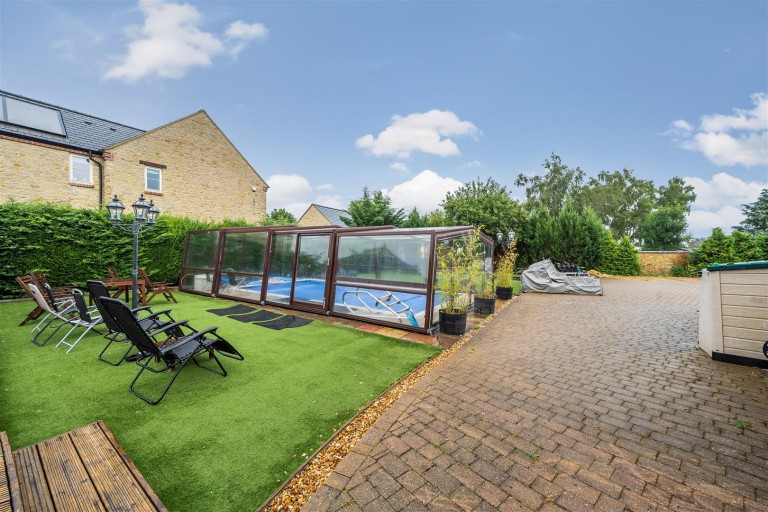 Images for Poundfield Road, Potterspury, NN12