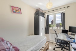 Images for Charles Warren Close, Rugby, CV21