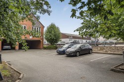 Images for Charles Warren Close, Rugby, CV21