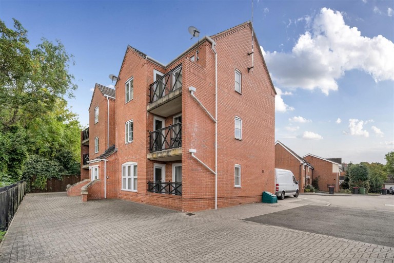 Images for Penny Hapenny Court, Atherstone