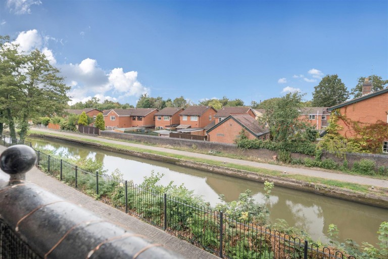 Images for Penny Hapenny Court, Atherstone