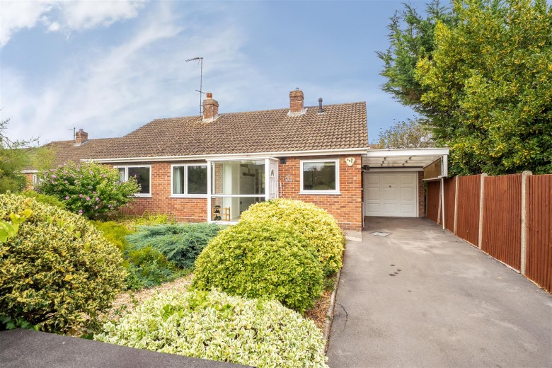 Click the photo for more details of Wynnes Close, Sherborne, Dorset
