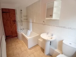Images for Holmbushes, Leigh