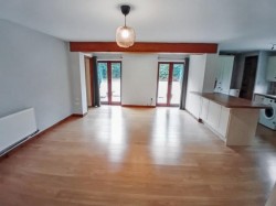 Images for Holmbushes, Leigh