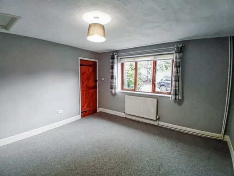 Images for Holmbushes, Leigh