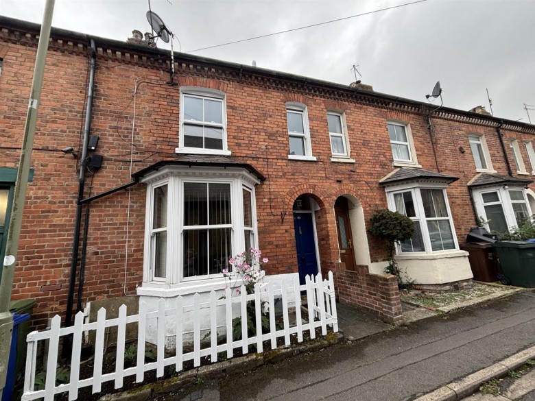 Click the photo for more details of Newland Place, Banbury