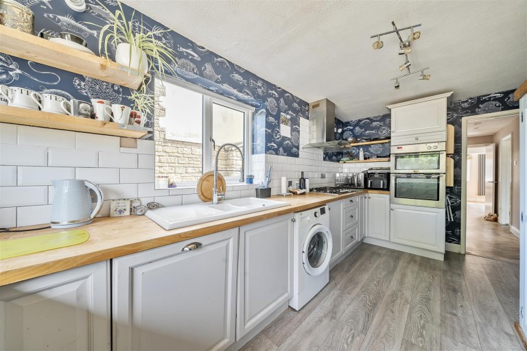 Images for Glovers Close, Milborne Port, Sherborne