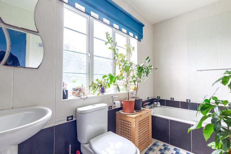 Images for Cowes, Isle of Wight