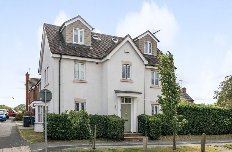 Click the photo for more details of Avondale Road, Brandon, Coventry, CV8