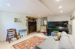 Images for Coombe, Buckfastleigh