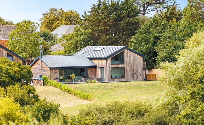 Click the photo for more details of Gurnard, Isle of Wight