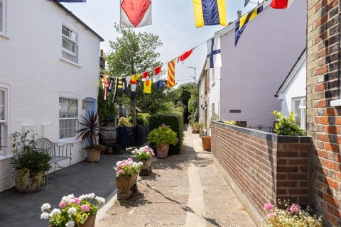 Click the photo for more details of Yarmouth, Isle of Wight