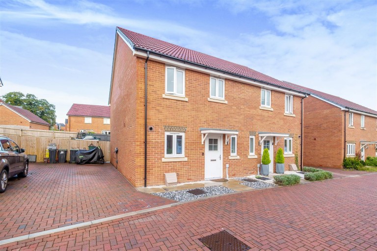 Images for Fortuna Road, Blandford St Mary