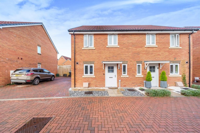 Images for Fortuna Road, Blandford St Mary