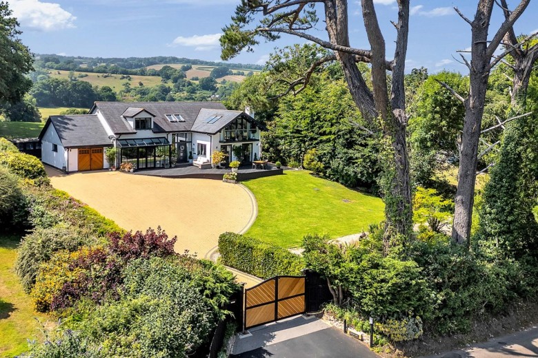 Click the photo for more details of Harepath Hill, Seaton