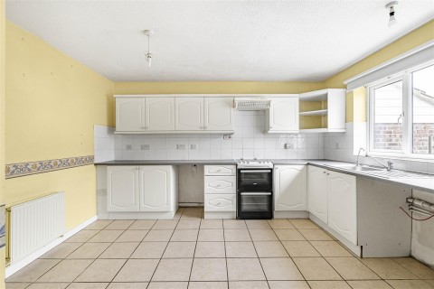 Click the photo for more details of Elizabeth Way, Gamlingay, Sandy