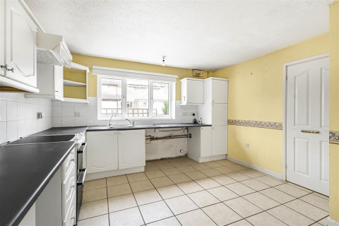 Click the photo for more details of Elizabeth Way, Gamlingay, Sandy