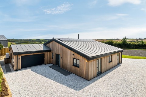 Click the photo for more details of Lydacott, Barnstaple