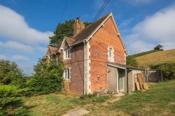 Images for Castle Hill Cottages, White House Farm, Buckland Newton, Dorchester
