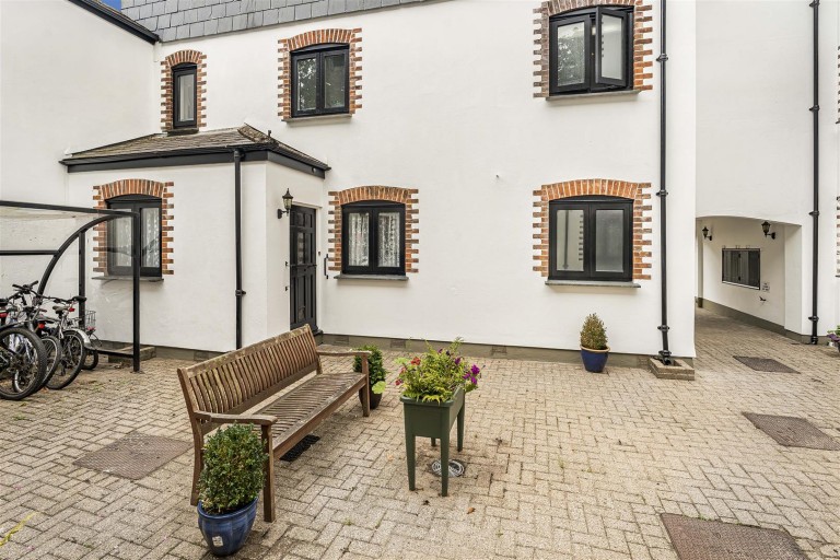Images for The Malthouse, New Walk, Totnes
