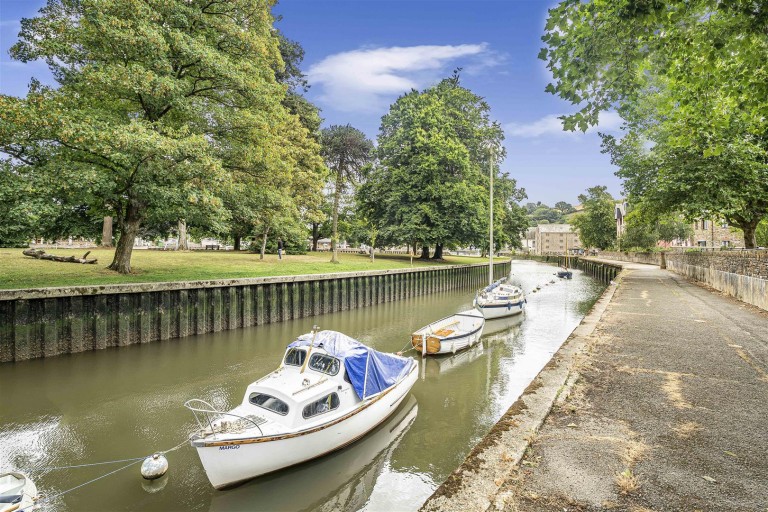 Images for The Malthouse, New Walk, Totnes