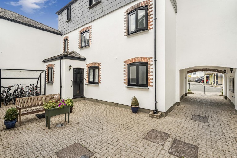 Images for The Malthouse, New Walk, Totnes