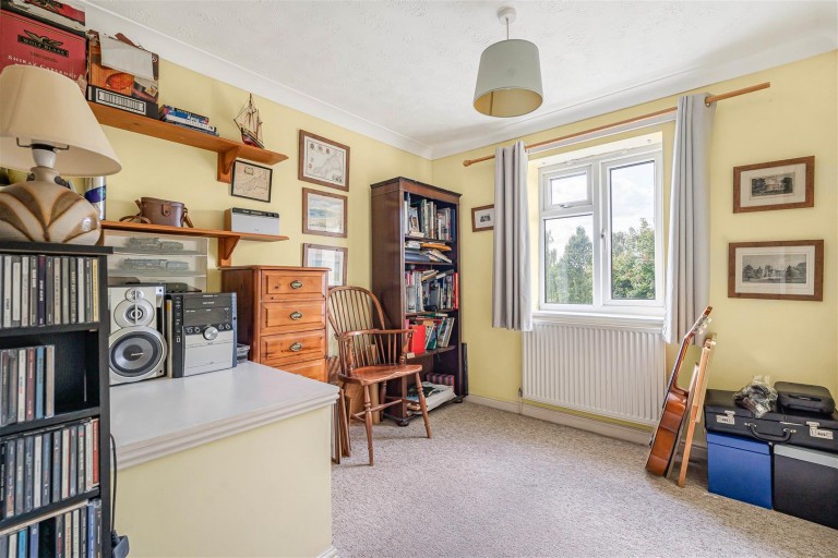 Images for Appletree Grove, Burwell