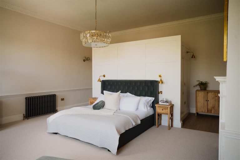 Images for Dollar Street, Cirencester