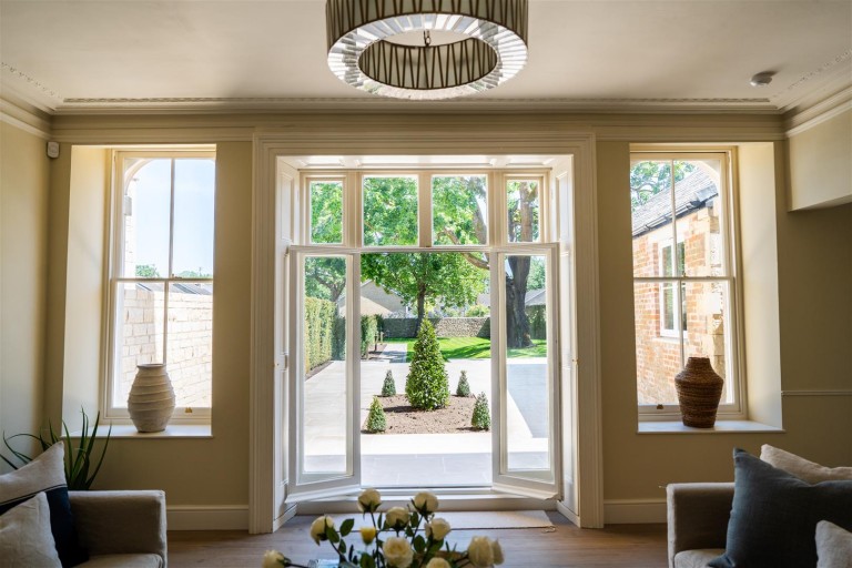 Images for Dollar Street, Cirencester
