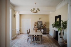 Images for Dollar Street, Cirencester
