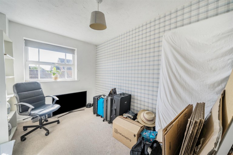 Images for Kestrel Crescent, Brackley, NN13 6PX