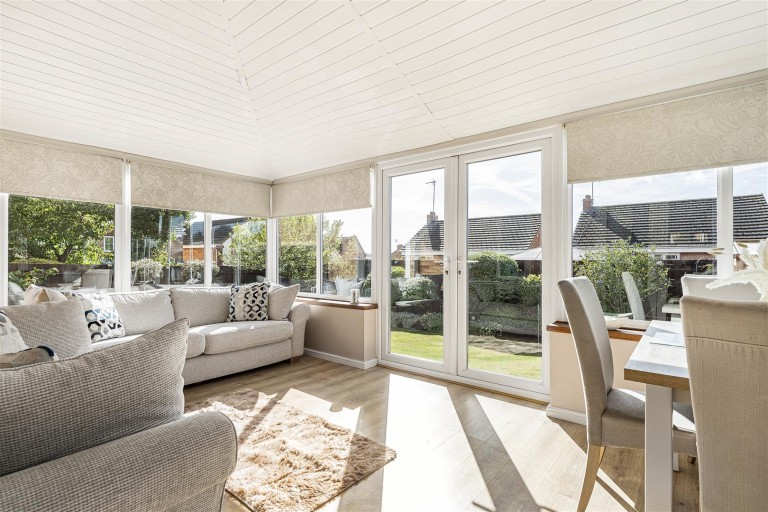 Images for Preston Drive, Daventry, NN11