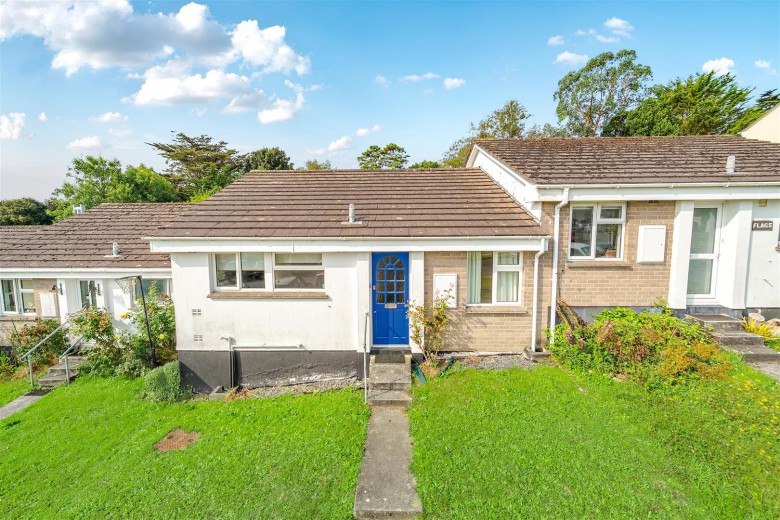 Click the photo for more details of Greenbanks Road, Rock