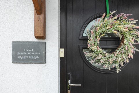 Click the photo for more details of Chapel Street, Oakthorpe, DE12